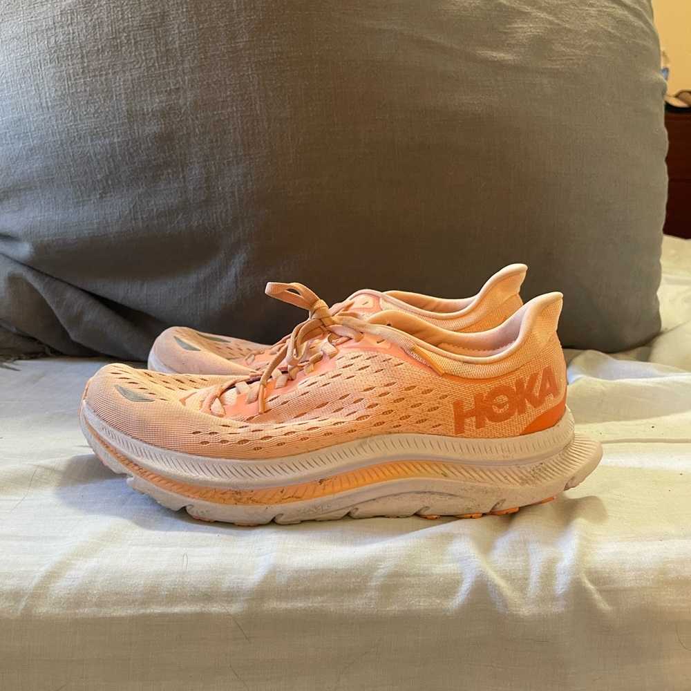 Hoka Kawana Running Shoes